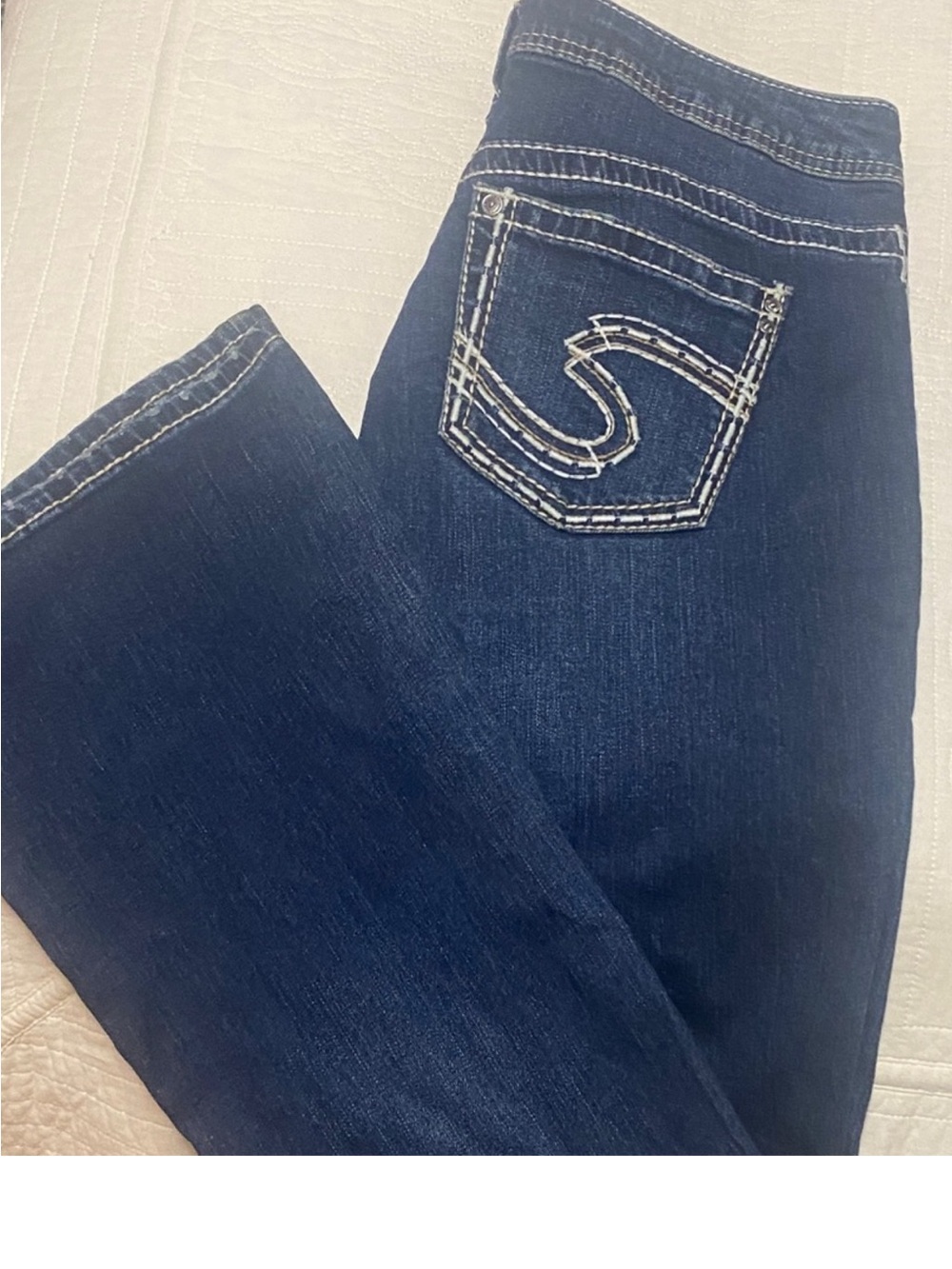 Silver Jeans Dark Blue Bootcut Jeans with Contrast Pocket Stitching